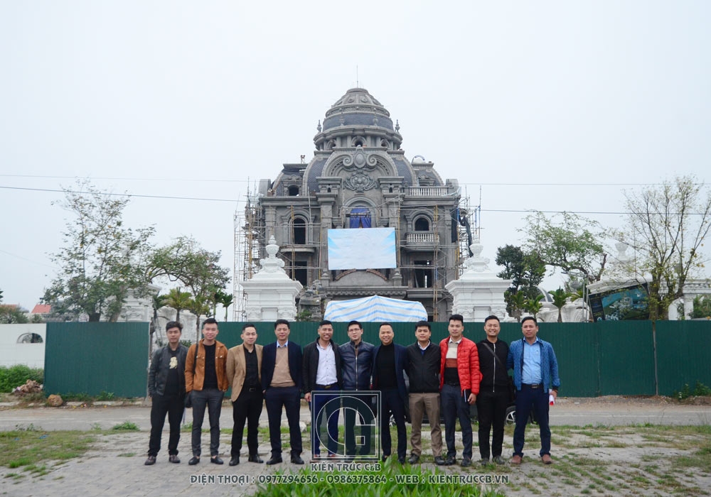 Tiến độ thi công thiết kế biệt thự lâu đài anh Tiến - Hưng Yên (Tháng 2/2020)
