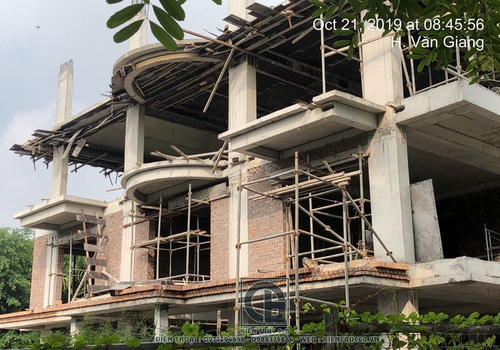 Hình ảnh thi công Biệt thự 4 tầng tân cổ điển tại Ecopark