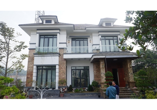 HOÀN THIỆN KIẾN TRÚC BIỆT THỰ 2 TẦNG HIỆN ĐẠI NHÀ CHỊ HUẾ TẠI HÒA BÌNH