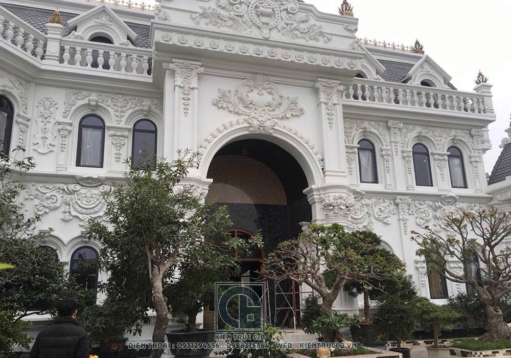 mẫu thiết kế lâu đài tân cổ điển trên tầng thượng