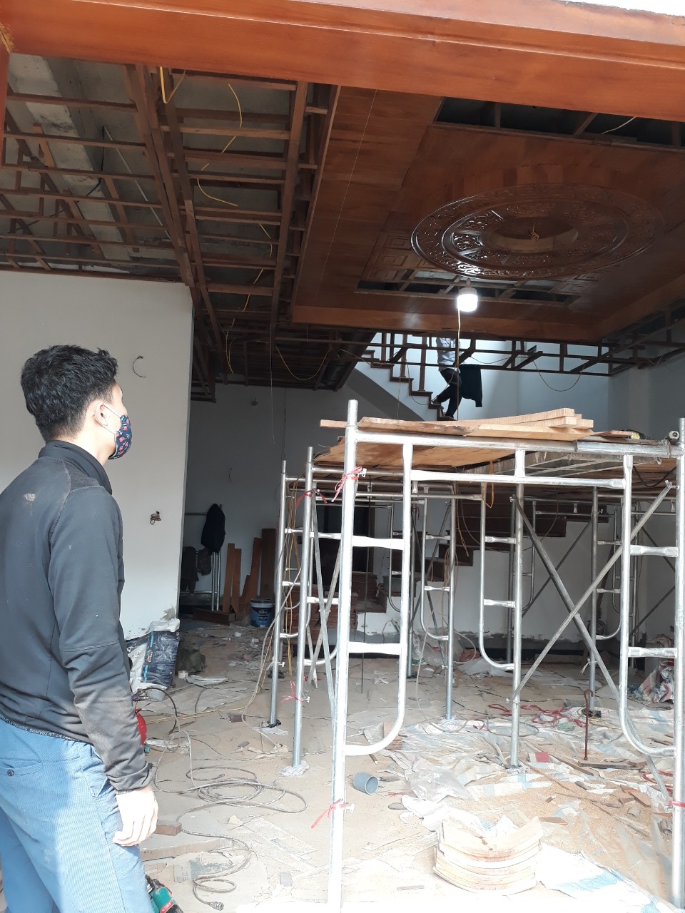 Thiết kế biệt thự hiện đại 2 tầng mái Thái