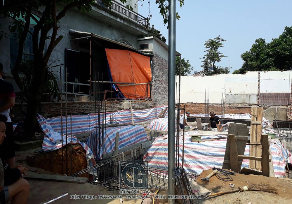 Tiến độ xây dựng biệt thự mái thái 2 tầng chương mỹ